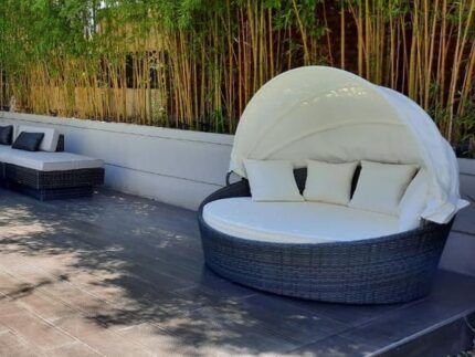 Sofá-cama con canopy Philipp Plein II de aluminio y ratán sintético para exteriores